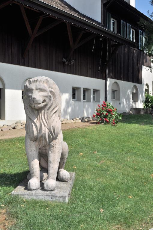 Landgasthof Leuen Hotel Waldegg bei Uitikon Exterior photo